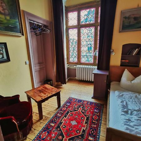 Hummel Hostel - Historische Stadtvilla Mit Garten Βαϊμάρη Εξωτερικό φωτογραφία