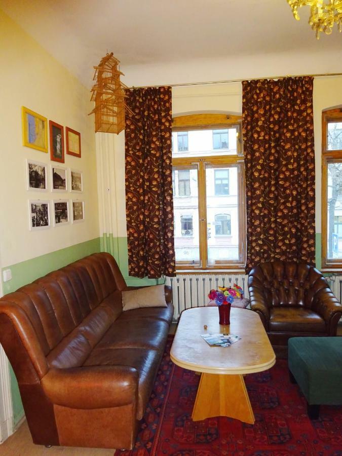 Hummel Hostel - Historische Stadtvilla Mit Garten Βαϊμάρη Εξωτερικό φωτογραφία