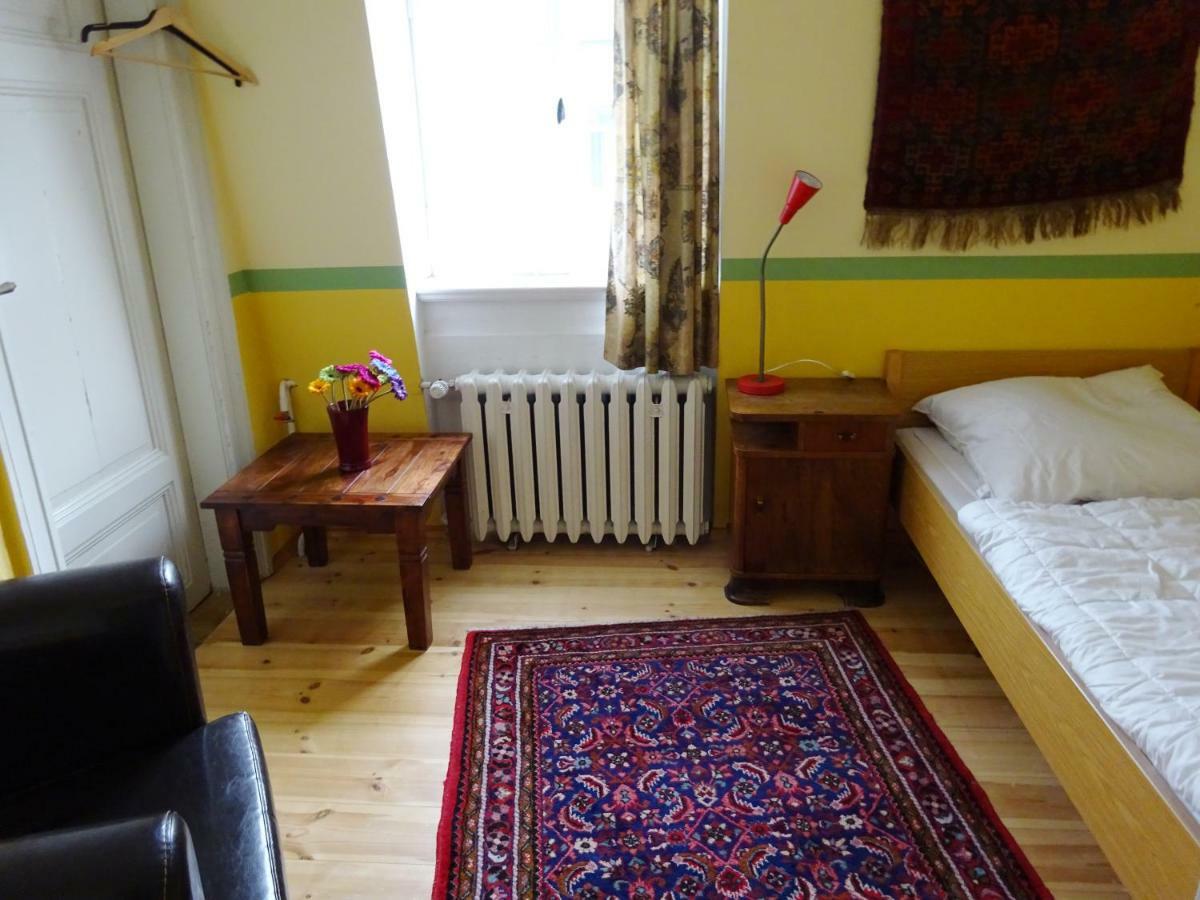 Hummel Hostel - Historische Stadtvilla Mit Garten Βαϊμάρη Εξωτερικό φωτογραφία