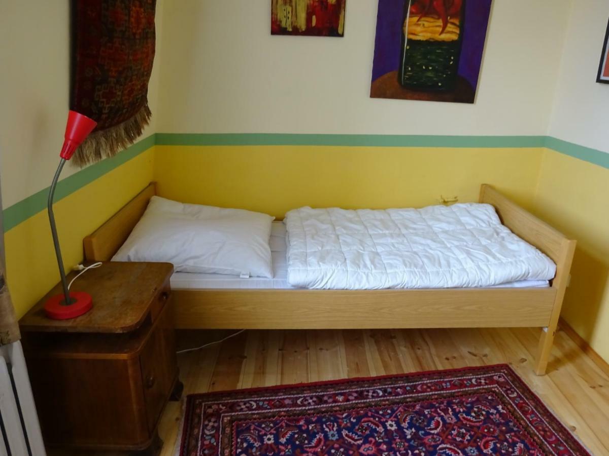 Hummel Hostel - Historische Stadtvilla Mit Garten Βαϊμάρη Εξωτερικό φωτογραφία
