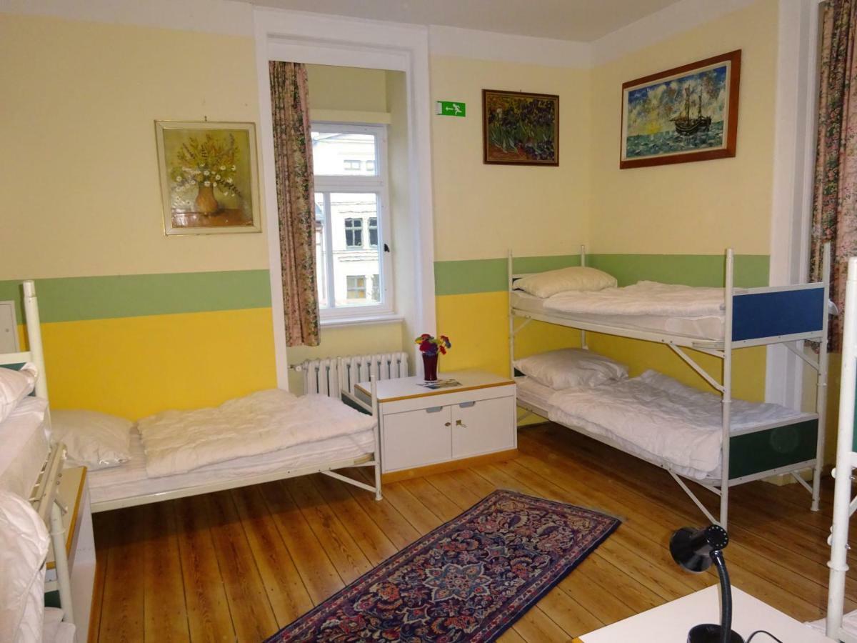 Hummel Hostel - Historische Stadtvilla Mit Garten Βαϊμάρη Εξωτερικό φωτογραφία