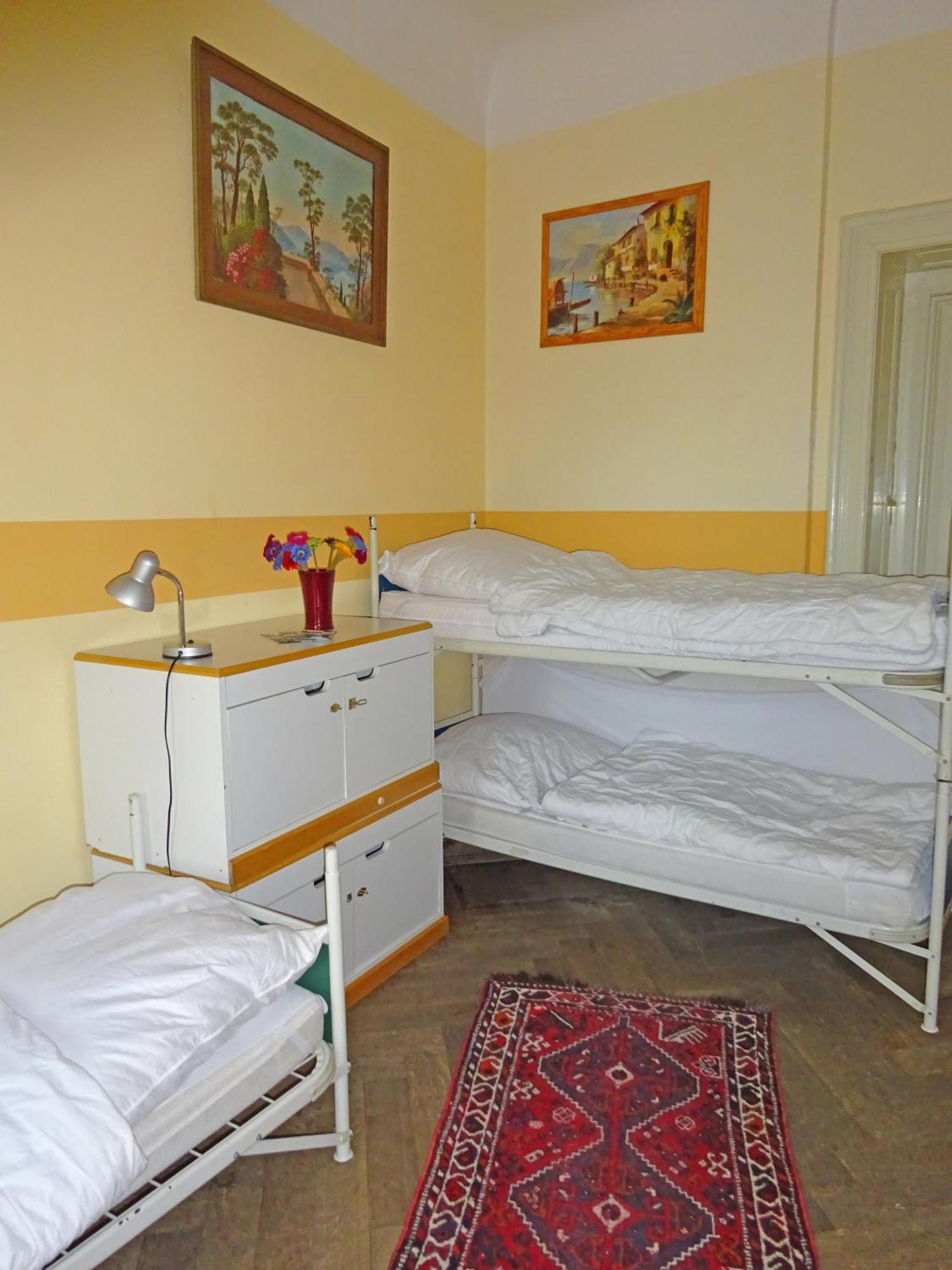 Hummel Hostel - Historische Stadtvilla Mit Garten Βαϊμάρη Εξωτερικό φωτογραφία