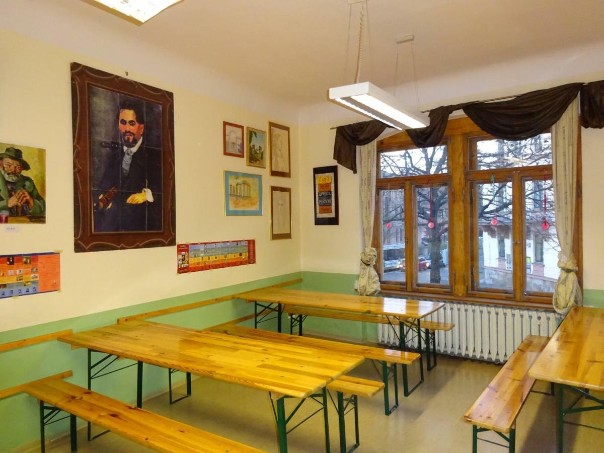 Hummel Hostel - Historische Stadtvilla Mit Garten Βαϊμάρη Εξωτερικό φωτογραφία